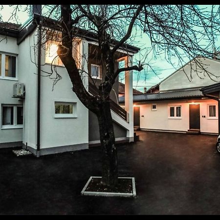 Polar Apartments Banja Luka Lpij Extérieur photo